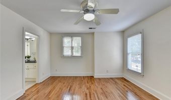 1050 Beacon Hill Xing, Alpharetta, GA 30005
