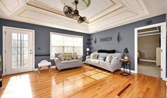 111 Maggie Ln, Bardstown, KY 40004