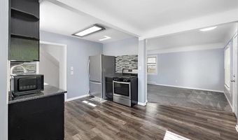 14861 Russell Ave, Allen Park, MI 48101