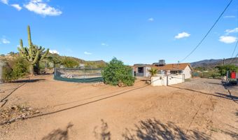 33300 S RIVER BEND Rd, Black Canyon City, AZ 85324