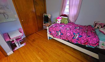 7 Westwood Pkwy, Barre, VT 05641