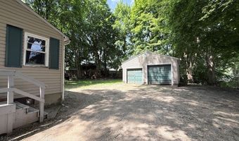 888 Garfield St, Akron, OH 44310