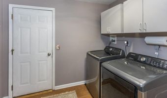 130 Lake Iliff Rd, Andover, NJ 07860