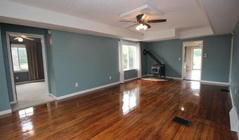 15352 Duffield Rd, Argentine, MI 48418