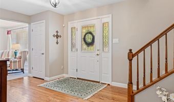 14 Greystoke Ct, Ballwin, MO 63021