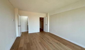 4141 N HENDERSON Rd 912, Arlington, VA 22203