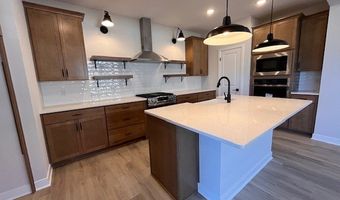 2164 Myla Way, Amherst, OH 44001