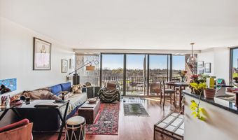 1510 12TH St N Ph5, Arlington, VA 22209