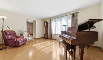 261 Finnin Rd, Allegheny Twp., PA 15068