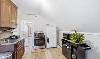171 Lyon Ave, East Providence, RI 02914