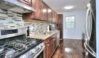 50 Greenhouse Rd 57D, Bridgeport, CT 06606