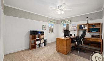 2911 E MacDonald Dr, Billings, MT 59102