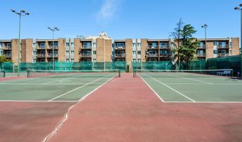 60 S VAN DORN St 210, Alexandria, VA 22304