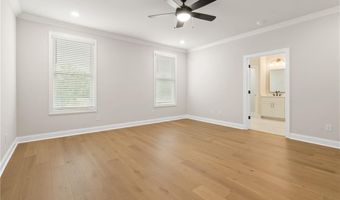 5480 Bandolino Ln 423, Peachtree Corners, GA 30092
