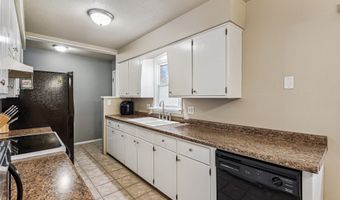 302 NW Arlan Dr, Ankeny, IA 50023