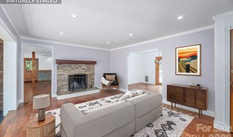 35 McKinney Rd, Asheville, NC 28805