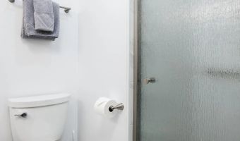 6809 Lipmann St, San Diego, CA 92122