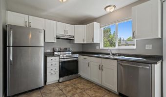 1043 Lilac Ct, Broomfield, CO 80020