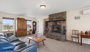 10124 WISEACRE Ln, Aurora, OR 97002