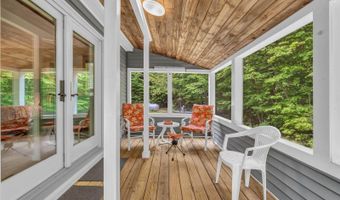 30 Beaver Bog Ln, Abbot, ME 04406