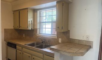 2100 College Dr #63, Baton Rouge, LA 70808