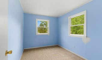 304 Central Blvd, Bayville, NJ 08721