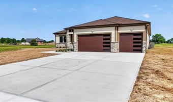 422 NE Lakota Dr, Adrian, MO 64720