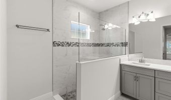 6404 MAIDEN SEA Dr, Apollo Beach, FL 33572