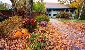 2-16 Morrill Cir, Campton, NH 03223