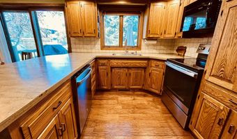 407 NE 17th Ave, Aberdeen, SD 57401