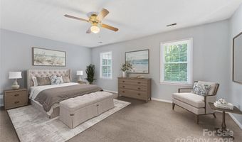 4601 Bournewood Ln, Charlotte, NC 28226