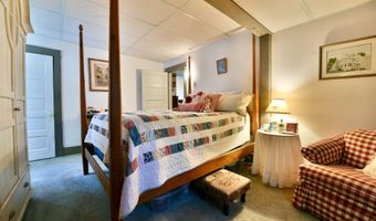 168-170 Brookside Ave, Amsterdam, NY 12010