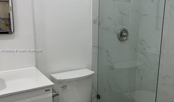 3010 Marcos Dr R203, Aventura, FL 33160