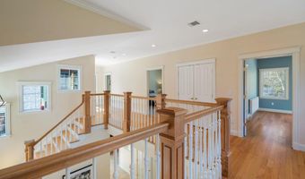 1026 Essex St, Bangor, ME 04401