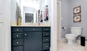 906 Colonial Dr, Albemarle, NC 28001