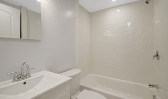 110 WISE St S 1, Arlington, VA 22204