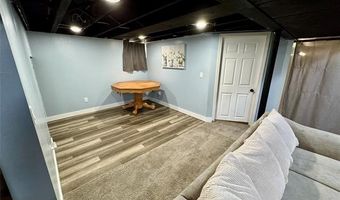 14558 Harrison Ave, Allen Park, MI 48101