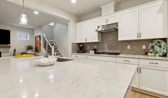 8549 SW 176TH Ave, Beaverton, OR 97007