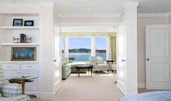 19 Defenders Row 19, Newport, RI 02840