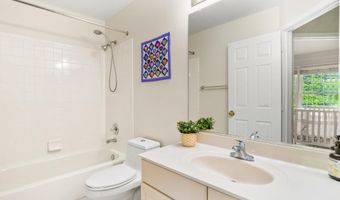 9821 TIFFANY HILL Ct 71, Bethesda, MD 20814