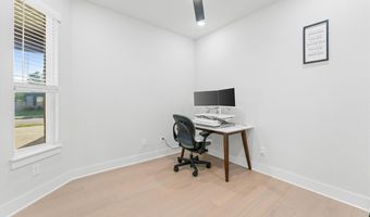 731 Dillon St, Bentonville, AR 72713