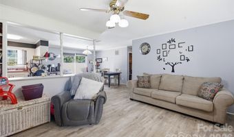 302 Charlotte St, Alexis, NC 28006