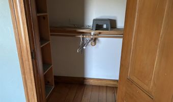 911 Pine St, Atlantic, IA 50022