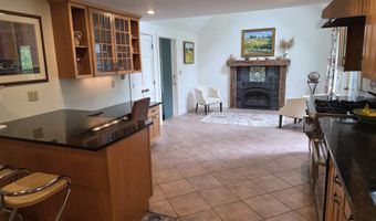 1073 Upper Dummerston Rd, Brattleboro, VT 05301