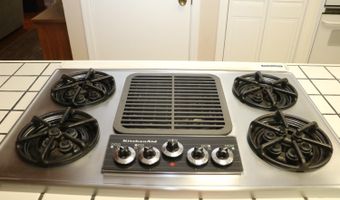 2047 Fifth Green Dr, Arnold, CA 95223