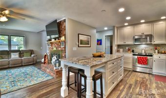 117 Sunrise Pt, Badin Lake, NC 28127