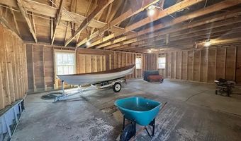 75 Northport Ave, Belfast, ME 04915