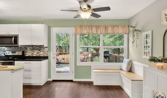 211 W 4th St, Auburn, KS 66402