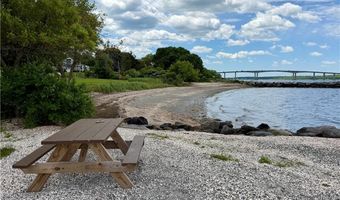 5 Buoy St, Jamestown, RI 02835
