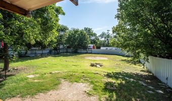 425 Gregg St, Albany, TX 76430